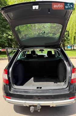 Универсал Skoda Octavia Scout 2015 в Ровно