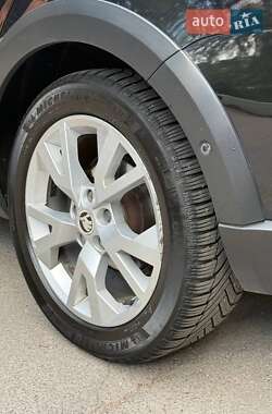 Универсал Skoda Octavia Scout 2015 в Ровно