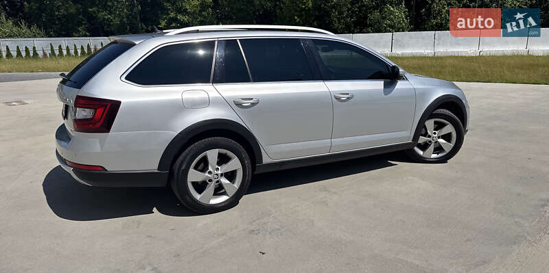 Универсал Skoda Octavia Scout 2019 в Луцке