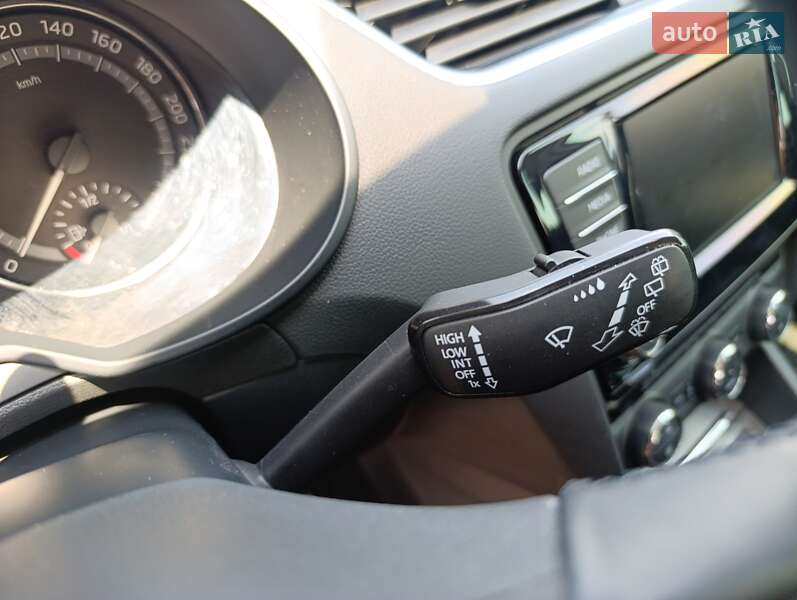 Универсал Skoda Octavia Scout 2016 в Великой Багачке