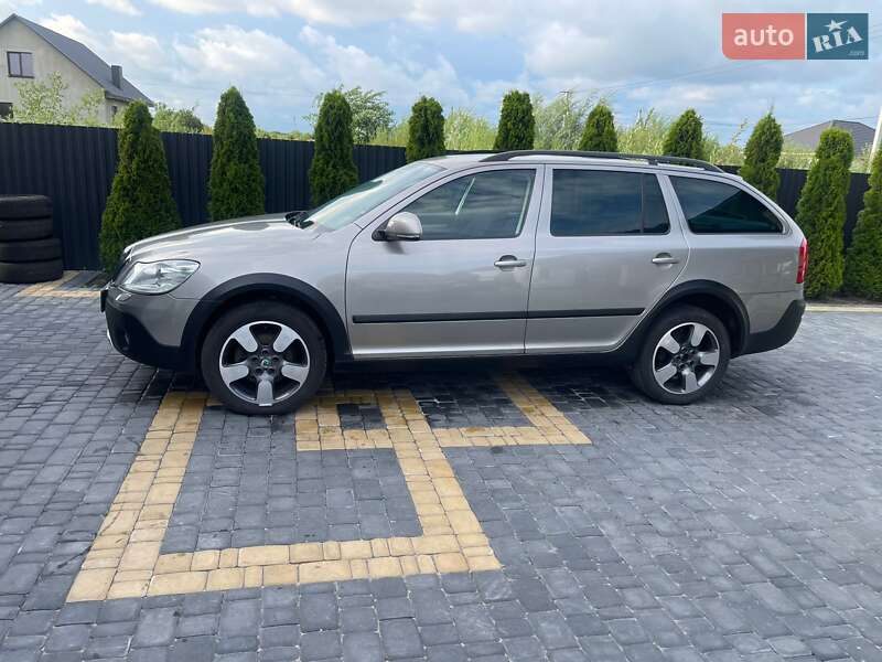 Универсал Skoda Octavia Scout 2011 в Любомле