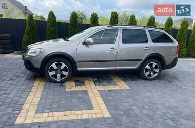 Универсал Skoda Octavia Scout 2011 в 