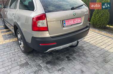 Универсал Skoda Octavia Scout 2011 в 