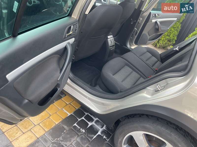 Универсал Skoda Octavia Scout 2011 в Любомле