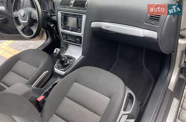 Универсал Skoda Octavia Scout 2011 в 