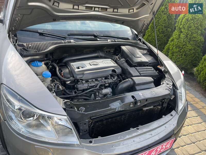 Универсал Skoda Octavia Scout 2011 в Любомле