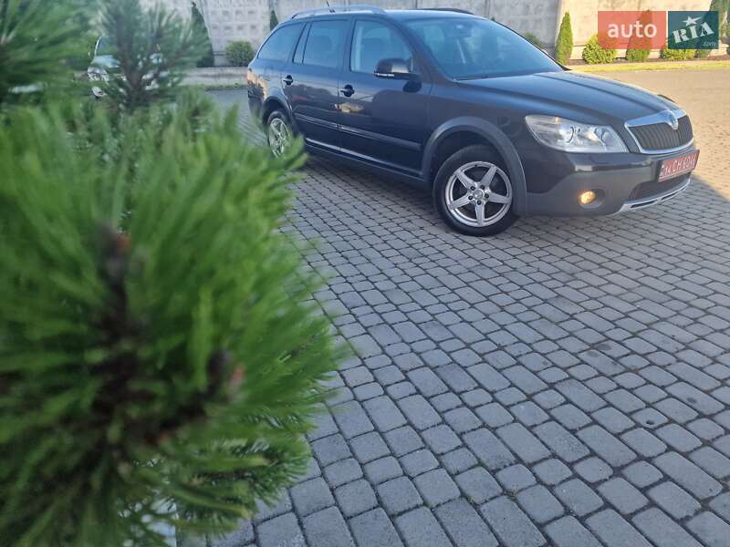 Skoda Octavia Scout 2011