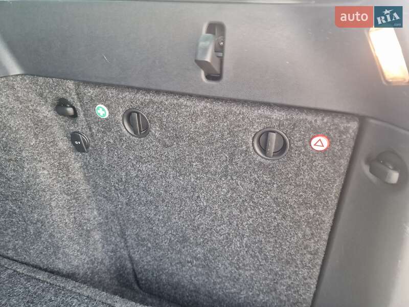 Универсал Skoda Octavia Scout 2011 в Львове фото 18 Универсал Skoda Octavia Scout 2011 в Львове