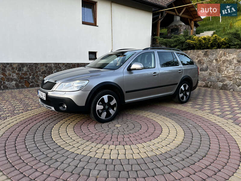 Универсал Skoda Octavia Scout 2011 в Хусте
