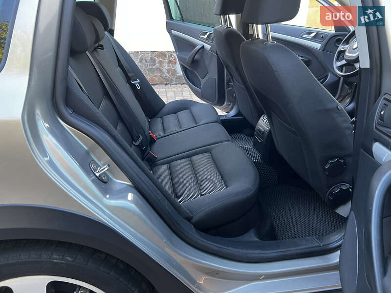 Универсал Skoda Octavia Scout 2011 в Хусте