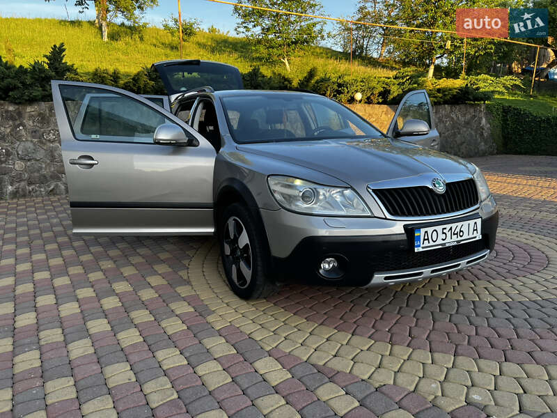 Универсал Skoda Octavia Scout 2011 в Хусте