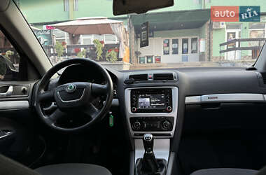 Универсал Skoda Octavia Scout 2011 в 