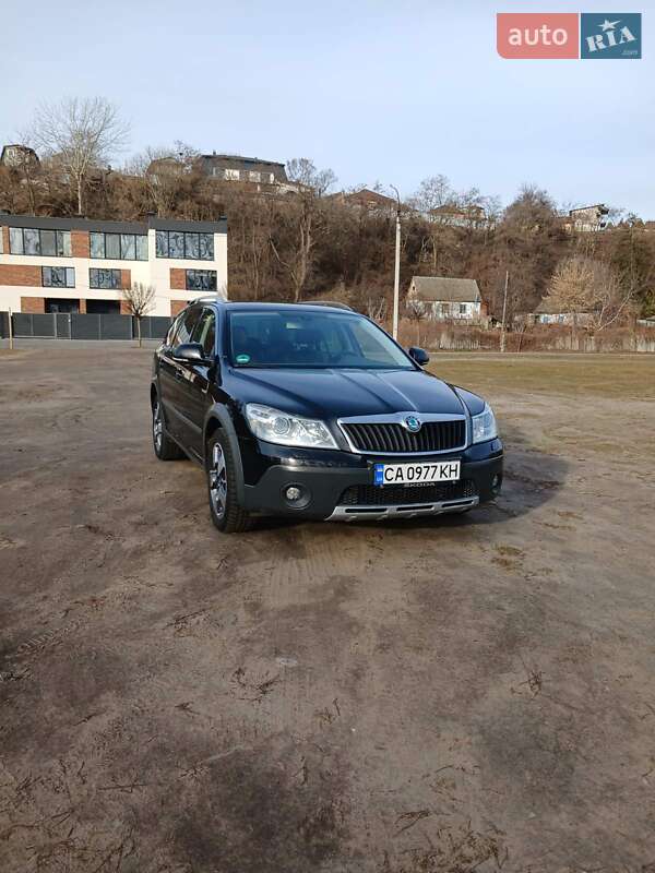 Универсал Skoda Octavia Scout 2012 в Черкассах
