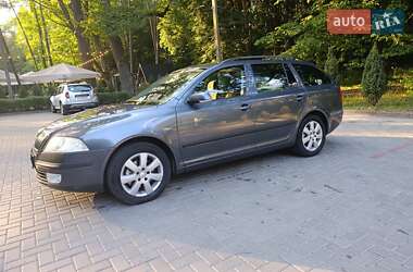Універсал Skoda Octavia Scout 2008 в Луцьку