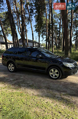 Универсал Skoda Octavia Scout 2011 в 