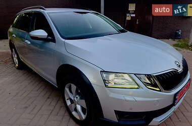 Универсал Skoda Octavia Scout 2018 в Шостке
