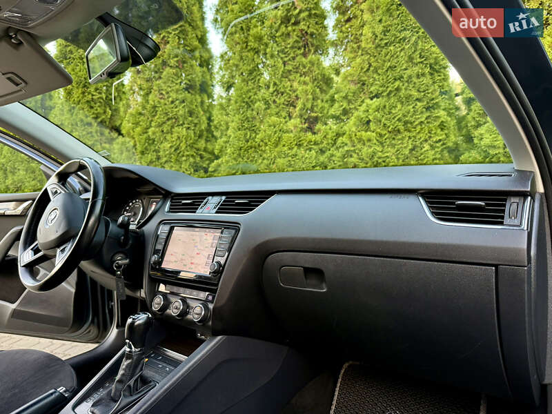 Универсал Skoda Octavia Scout 2015 в Трускавце