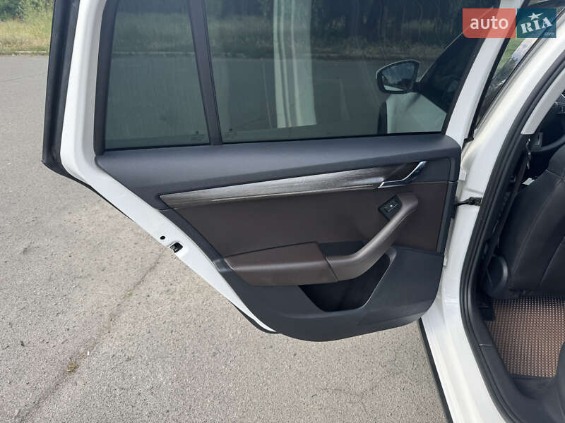 Універсал Skoda Octavia Scout 2018 в Києві