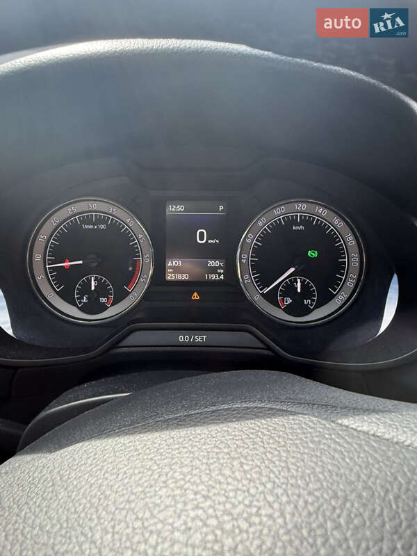 Универсал Skoda Octavia Scout 2020 в Киеве