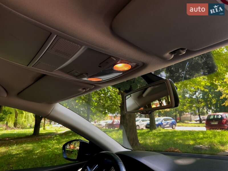 Універсал Skoda Octavia Scout 2015 в Рівному