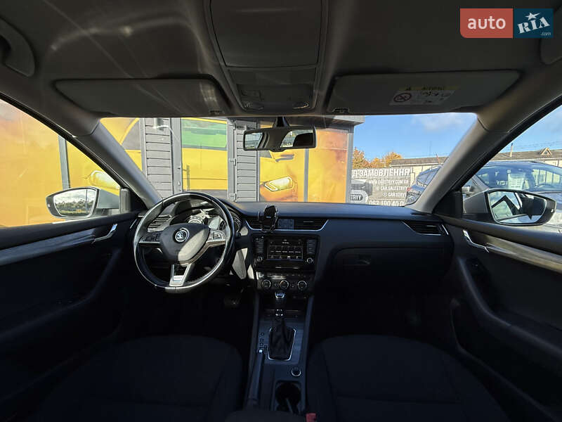 Універсал Skoda Octavia Scout 2015 в Стрию