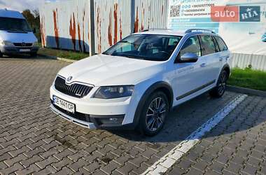 Универсал Skoda Octavia Scout 2015 в Черновцах
