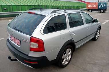 Универсал Skoda Octavia Scout 2009 в 