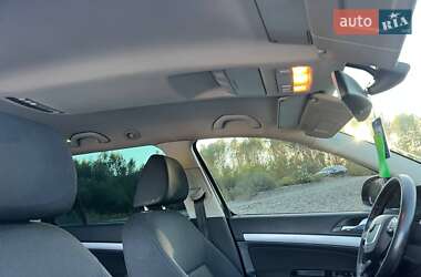 Універсал Skoda Octavia Scout 2011 в  фото 15 Універсал Skoda Octavia Scout 2011 в