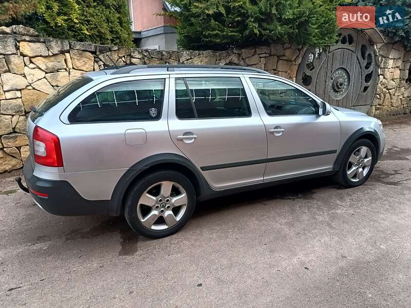 Универсал Skoda Octavia Scout 2010 в Львове
