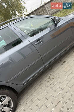 Универсал Skoda Octavia Scout 2010 в 