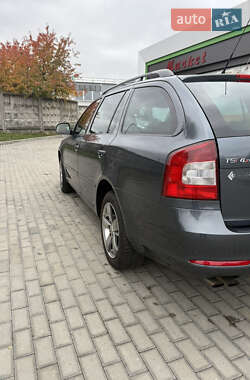 Универсал Skoda Octavia Scout 2010 в 