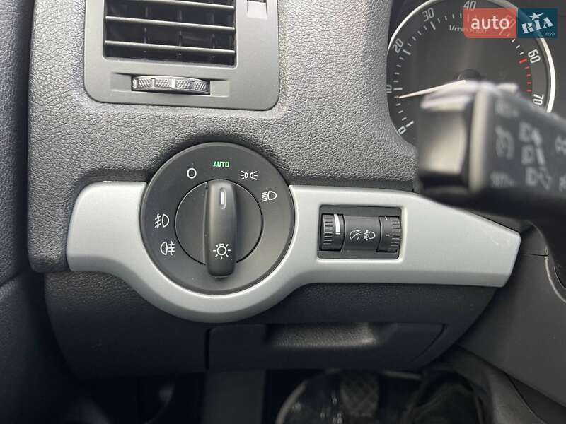Универсал Skoda Octavia Scout 2010 в Луцке фото 23 Универсал Skoda Octavia Scout 2010 в Луцке