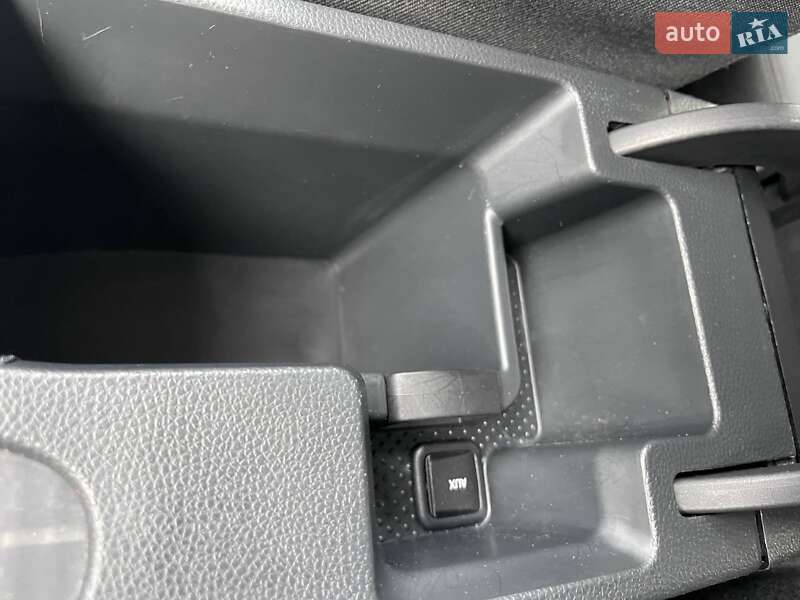 Универсал Skoda Octavia Scout 2010 в Луцке фото 36 Универсал Skoda Octavia Scout 2010 в Луцке