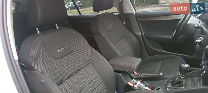 Універсал Skoda Octavia Scout 2015 в Харкові фото 31 Універсал Skoda Octavia Scout 2015 в Харкові
