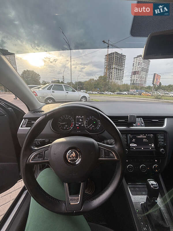 Универсал Skoda Octavia Scout 2016 в Киеве фото 13 Универсал Skoda Octavia Scout 2016 в Киеве