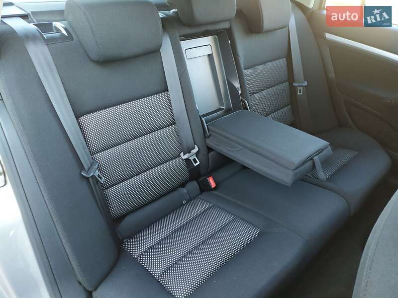 Универсал Skoda Octavia Scout 2012 в Киеве фото 36 Универсал Skoda Octavia Scout 2012 в Киеве