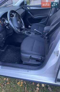 Универсал Skoda Octavia Scout 2015 в Долине
