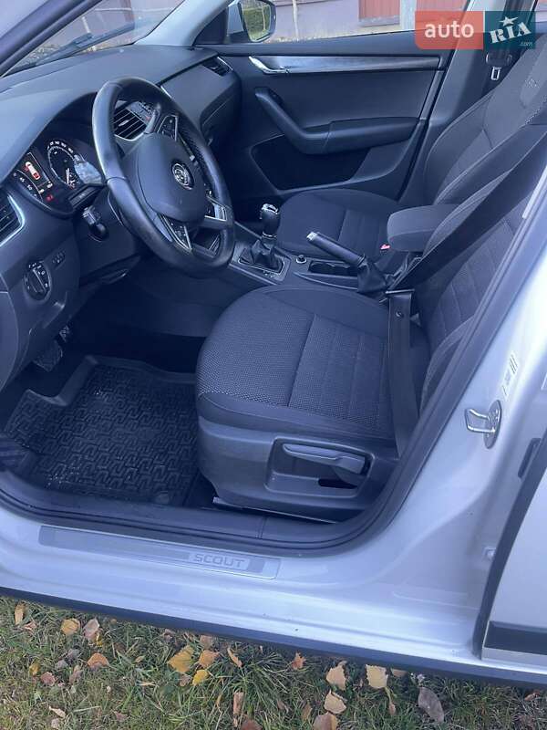 Універсал Skoda Octavia Scout 2015 в Долині