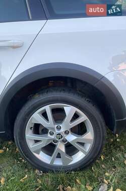 Универсал Skoda Octavia Scout 2015 в Долине