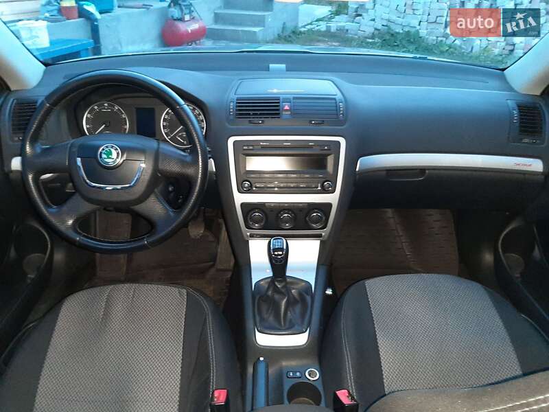 Универсал Skoda Octavia Scout 2012 в Смеле