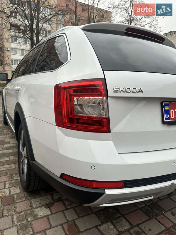 Універсал Skoda Octavia Scout 2015 в Рівному