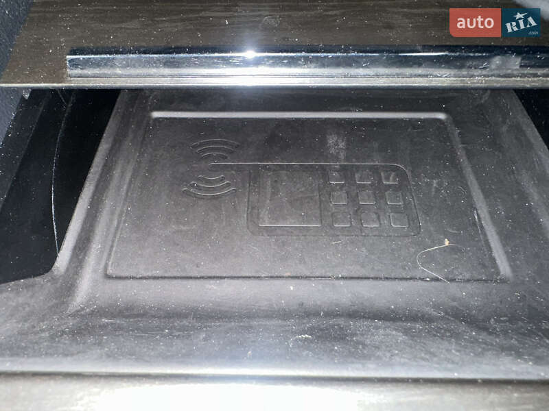 Універсал Skoda Octavia Scout 2015 в Рівному