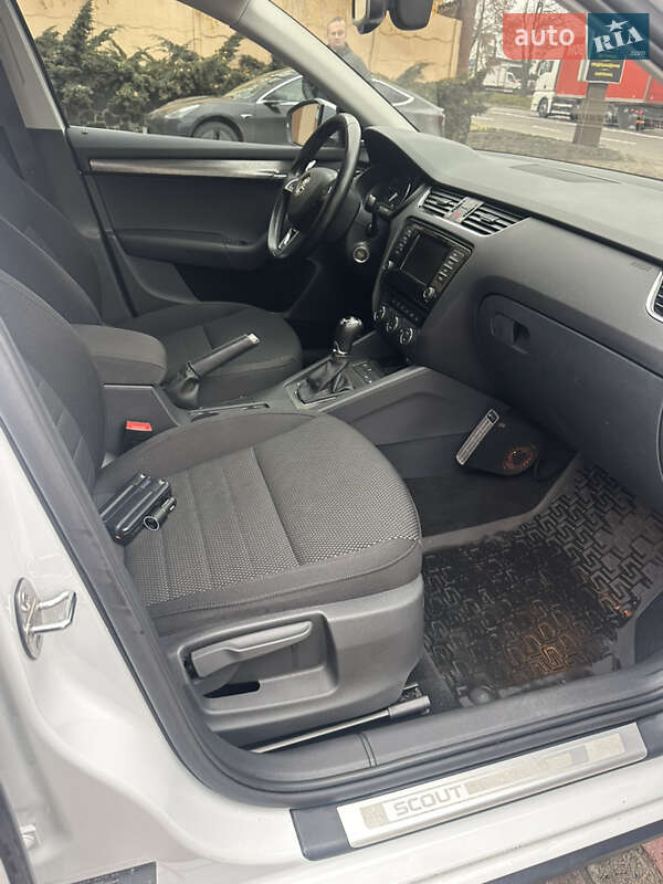 Універсал Skoda Octavia Scout 2015 в Рівному