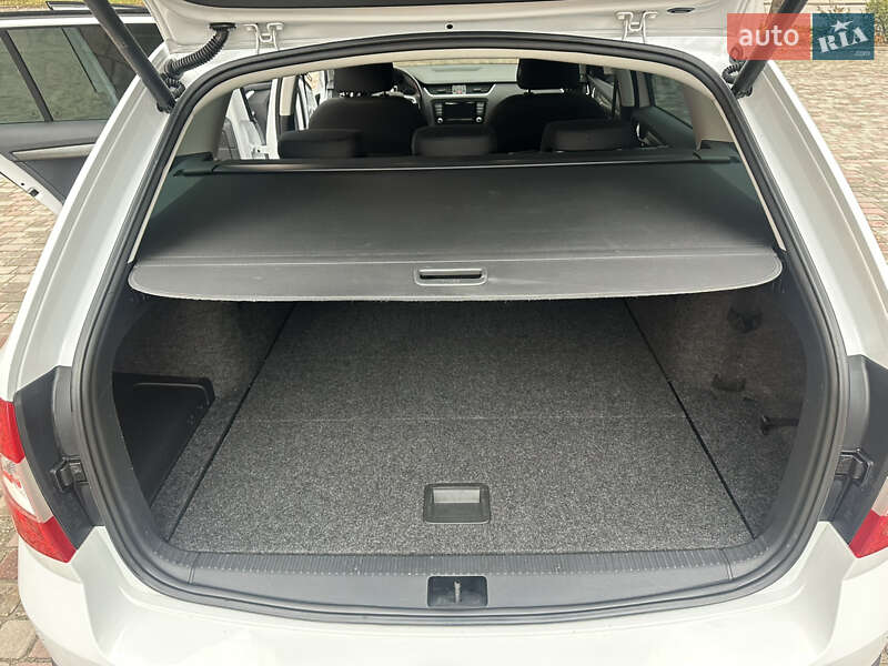 Універсал Skoda Octavia Scout 2015 в Рівному