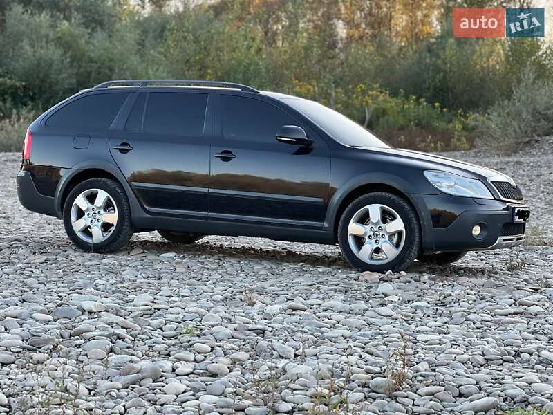 Универсал Skoda Octavia Scout 2011 в Виноградове фото 21 Универсал Skoda Octavia Scout 2011 в Виноградове