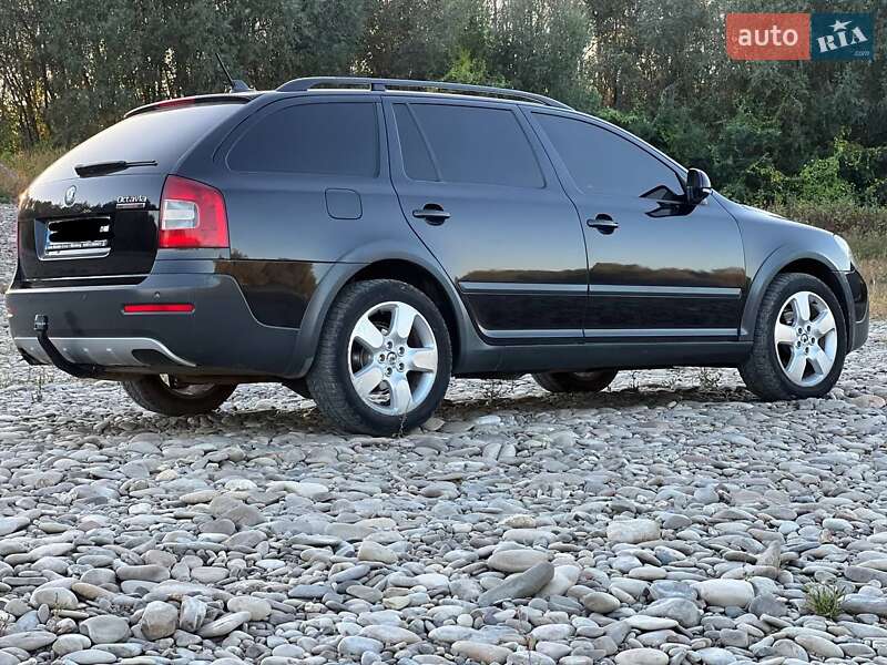 Универсал Skoda Octavia Scout 2011 в Виноградове фото 23 Универсал Skoda Octavia Scout 2011 в Виноградове