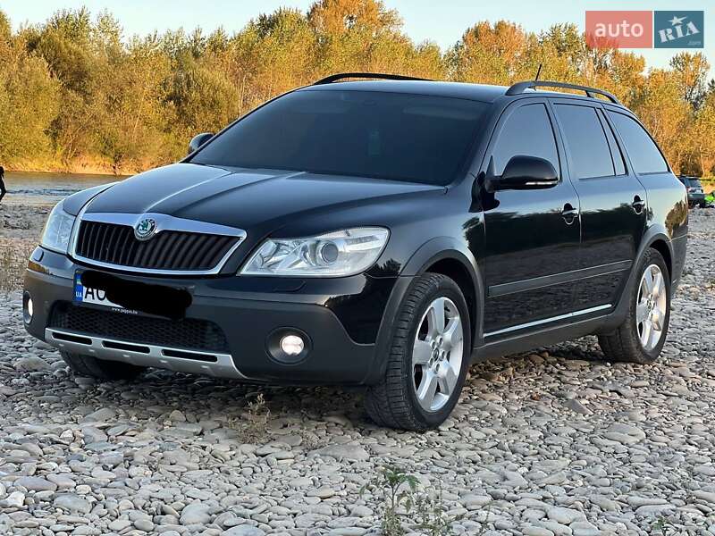 Универсал Skoda Octavia Scout 2011 в Виноградове фото 29 Универсал Skoda Octavia Scout 2011 в Виноградове