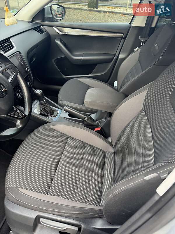 Універсал Skoda Octavia Scout 2019 в Шептицькому
