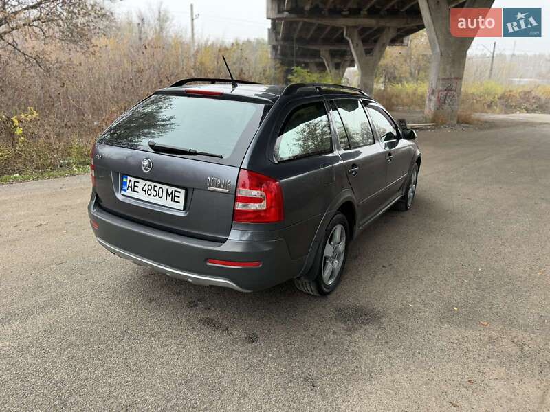 Універсал Skoda Octavia Scout 2008 в Дніпрі