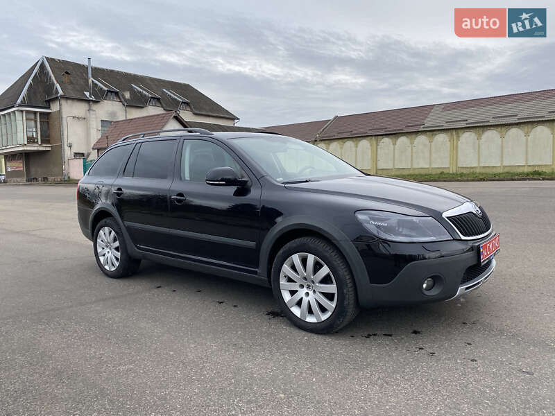 Универсал Skoda Octavia Scout 2011 в Калуше